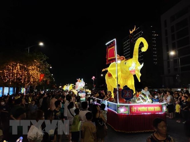 Lễ hội đèn lồng Tuyên Quang